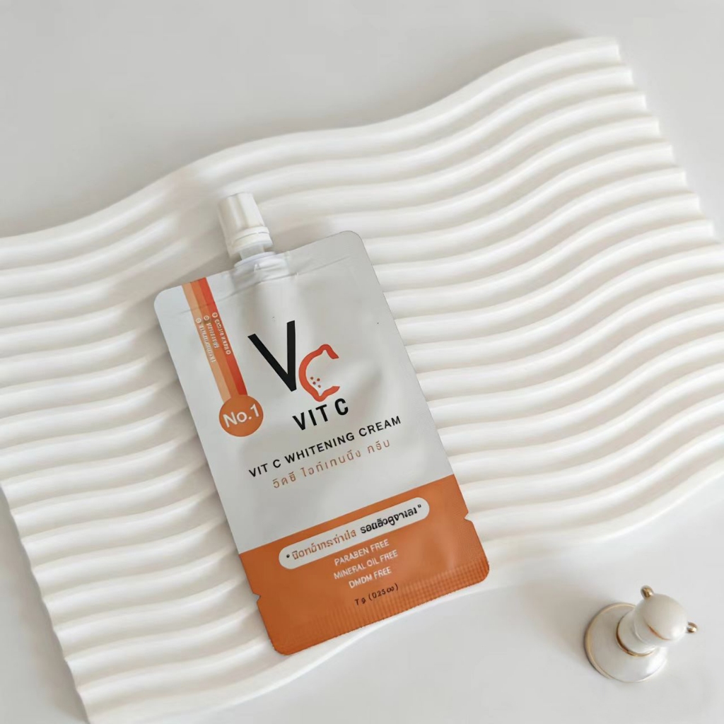 1 ซอง ครีมวิตซีน้องฉัตร VIT C CREAM Whitening ครีม​Vc​น้องฉัตร​ แบบซอง7กรัม