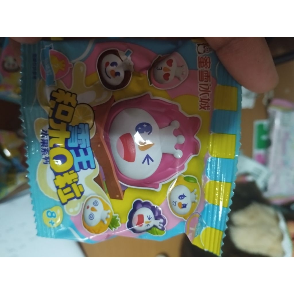 ตุ๊กตาล้มลุกแบบใหม่Mixueแบบเลือกตัวและแบบสุ่มได้ลายผลไม้