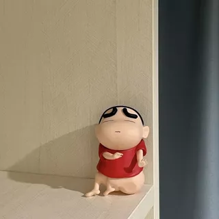 EMO Crayon Shin chan กล่องตาบอดทําด้วยมือน่ารักตกแต่งบ้านของเล่นอินเทรนด์เล่นตุ๊กตาของขวัญ