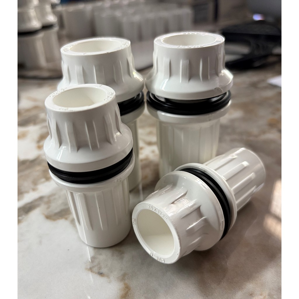 TY Bulkhead Overflow U-PVC ข้อต่อปะกบตู้สำหรับตู้ปลา สีขาว 20 - 32 mm