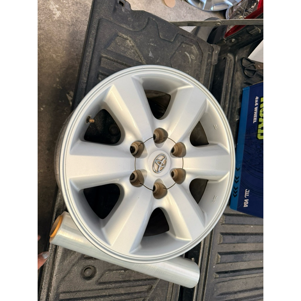 ล้อแม็กซ์ toyota fortuner ขอบ17 6รู139 ราคาต่อวง ซื้อแยกวงได้