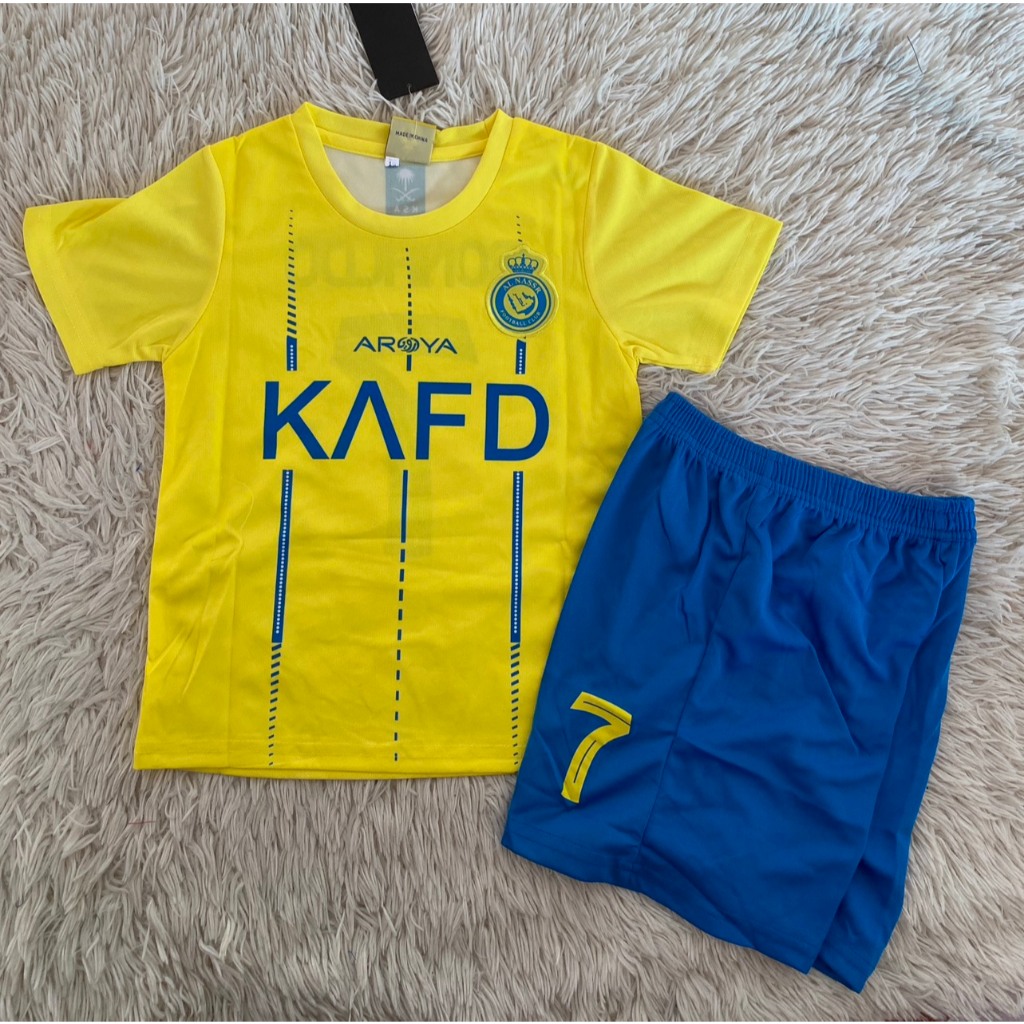 ชุดฟุตบอลเด็กสีเหลืองเบอร์7สกรีนชื่อRONALDOเสื้อ+กางเกง
