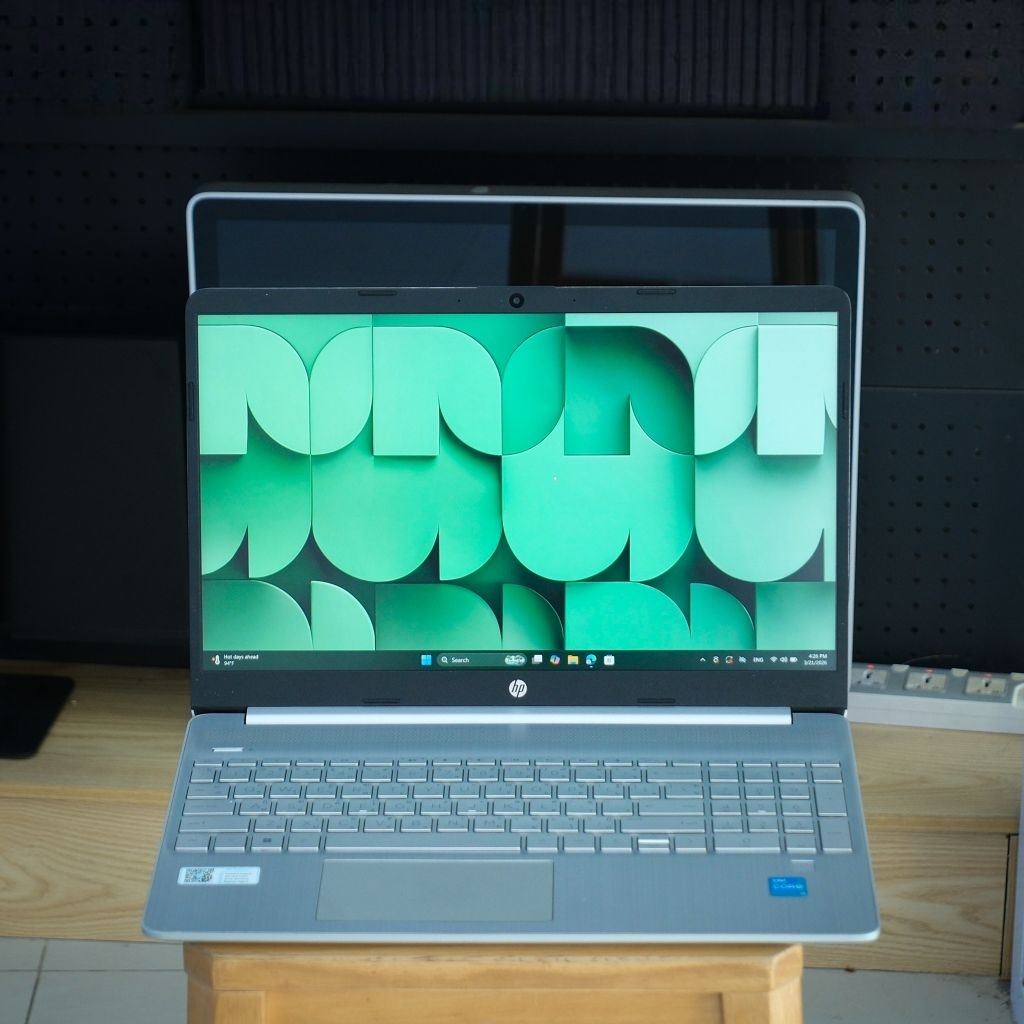 HP Laptop 15S | Intel Core i3-1215U / Ram 8 SSD 512 GB