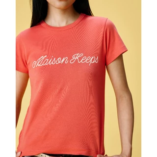 maison KEEPS | The Classic Script Logo Tee | เสื้อยืดทรง Slim Fit