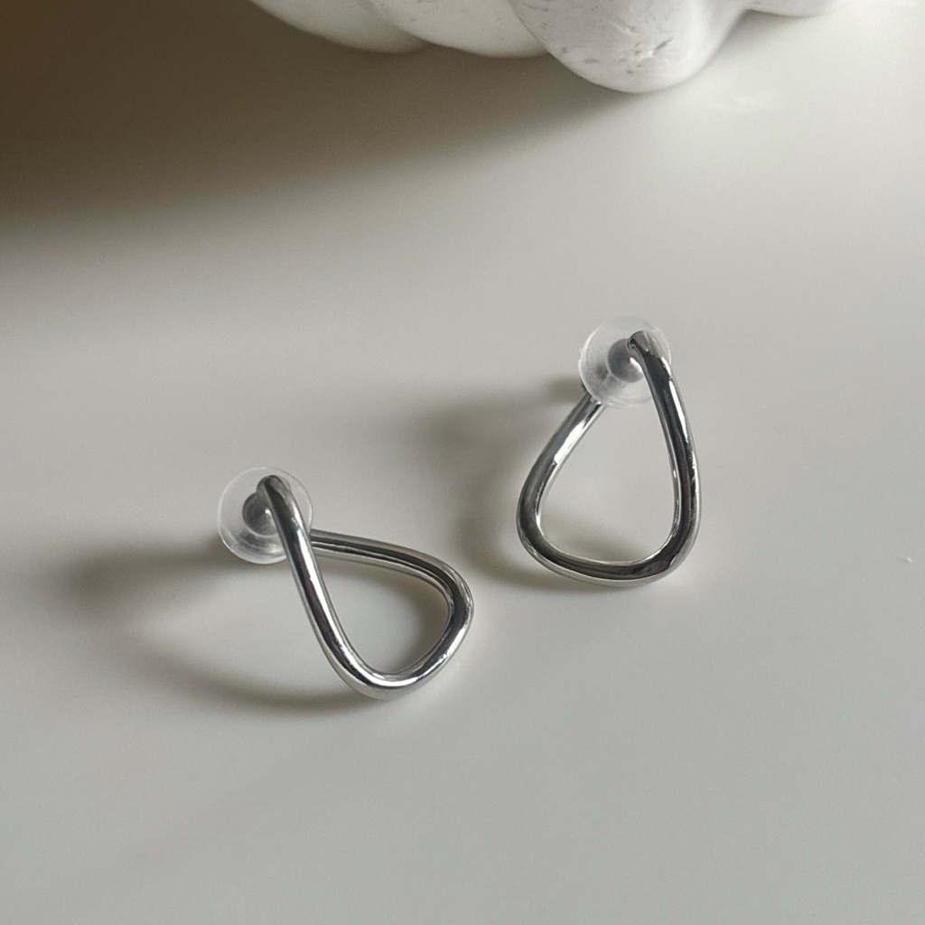 ต่างหูหนีบรุ่นMini Noodle Hoop แป้นสกรู มียางรอง