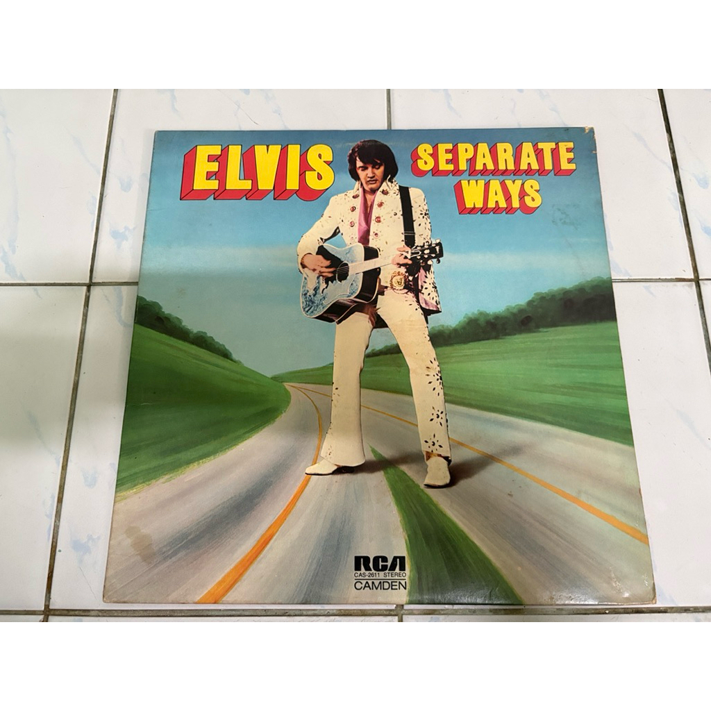 แผ่นเสียง : ELVIS - SEPARATE WAYS.