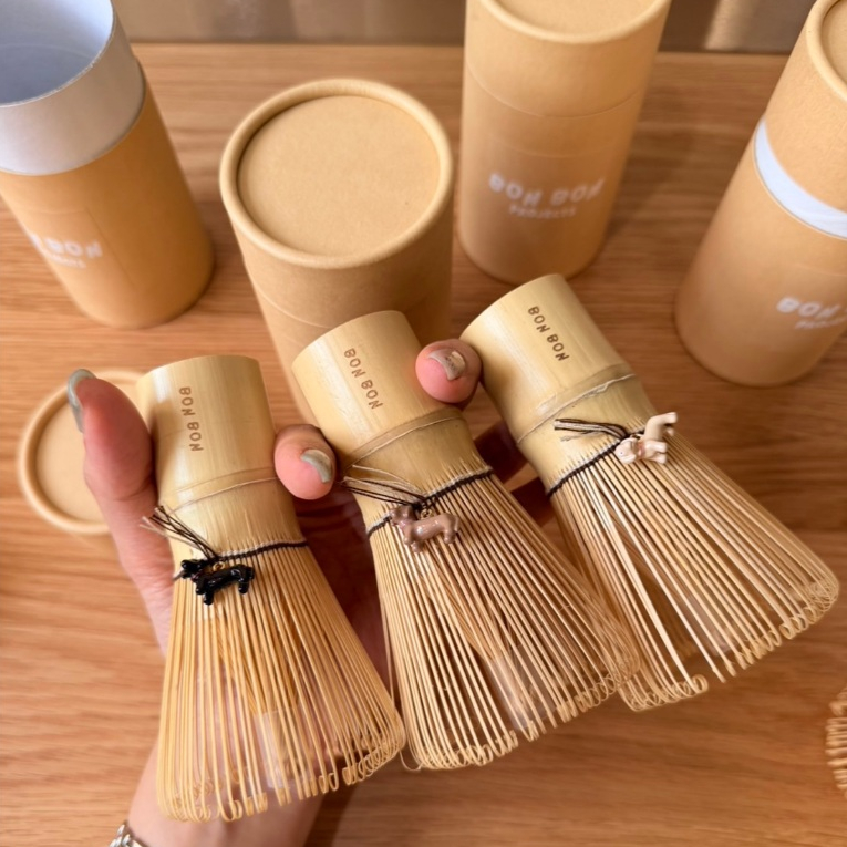 BON BON projects - Dachshund bamboo whisk - ไม้ตีมัทฉะห้อยชาร์มลายดัชชุน
