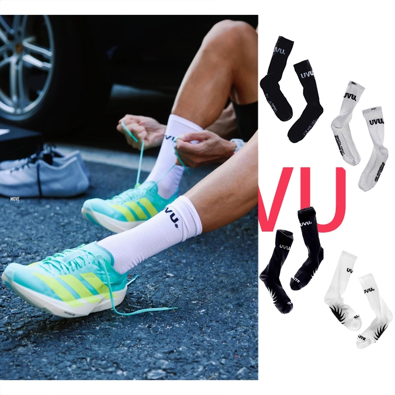 （ไม่ใช่ของขวัญ）พร้อมส่ง!! UVU Running Sock (Black/White)ถุงเท้ากีฬา ถุงเท้าขายาว