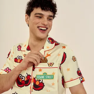 Muslin Pajamas x Sesame Street Collection [Elmo’s Garden] |ชุดนอนใส่เที่ยว ลายสวนของเอลโม่