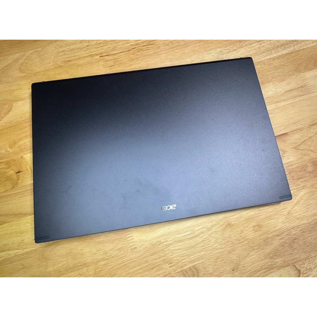 Notebook Aspire 7 จอ 15.6” มือสอง (สภาพใหม่มาก)
