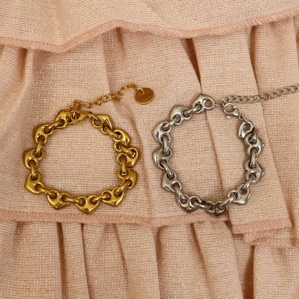 House of Cirround - สร้อยข้อมือ Heart Loop Bracelet 🩶✨