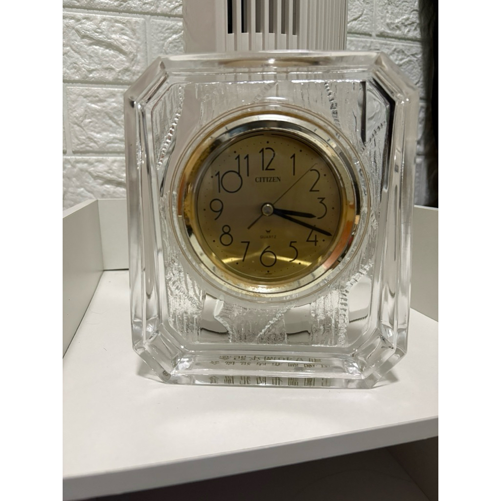 นาฬิกาตั้งโต๊ะคริสตัล Citizen Quartz(มือสอง)