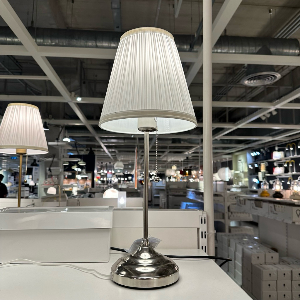 (สินค้าพร้อมส่ง) ÅRSTID อัวช์ทีด โคมไฟตั้งโต๊ะIKEA