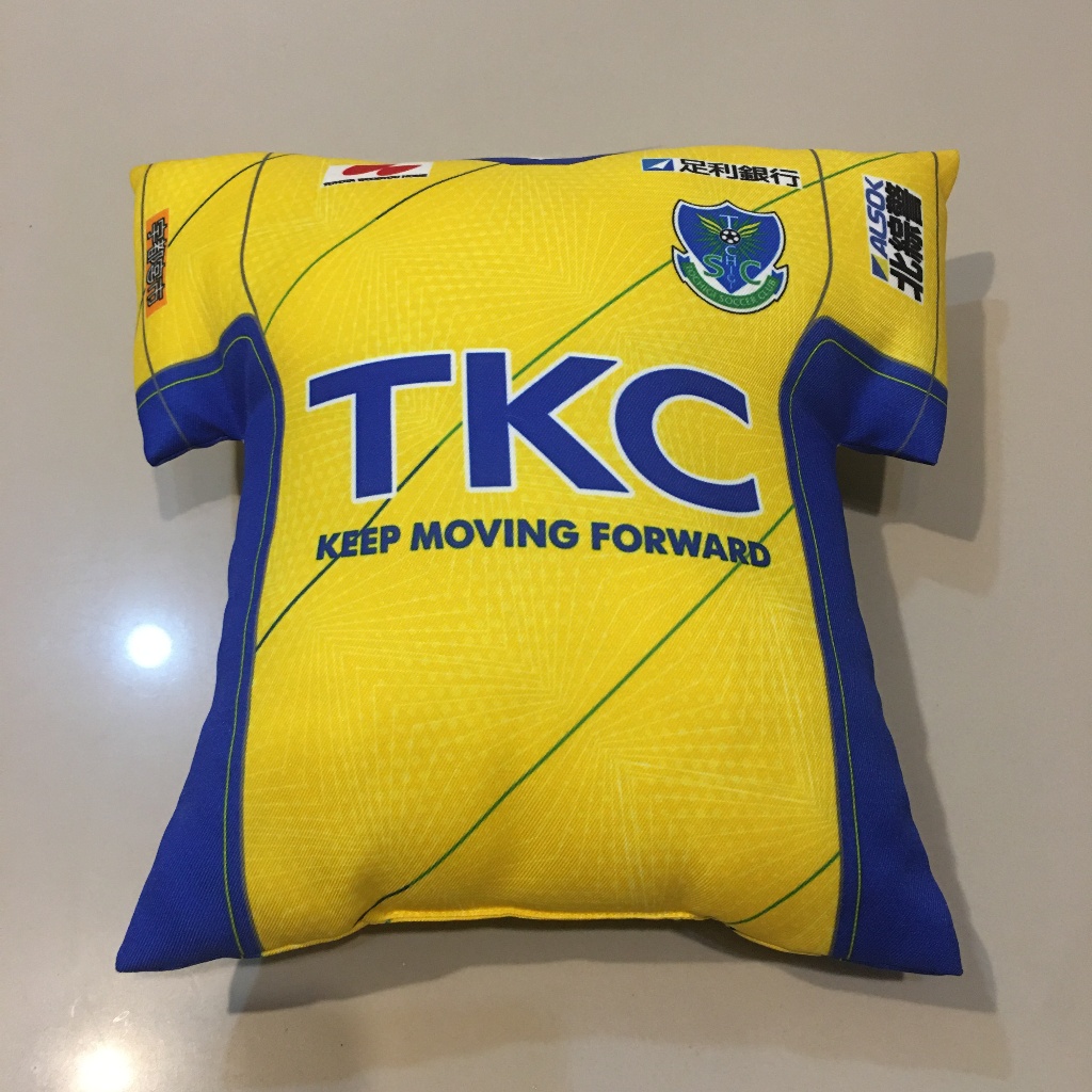 [J-League Collectible] หมอนอิงดีไซน์เสื้อเหย้า Tochigi SC (2021-2022 Home Jersey Cushion) - ของแท้สภ