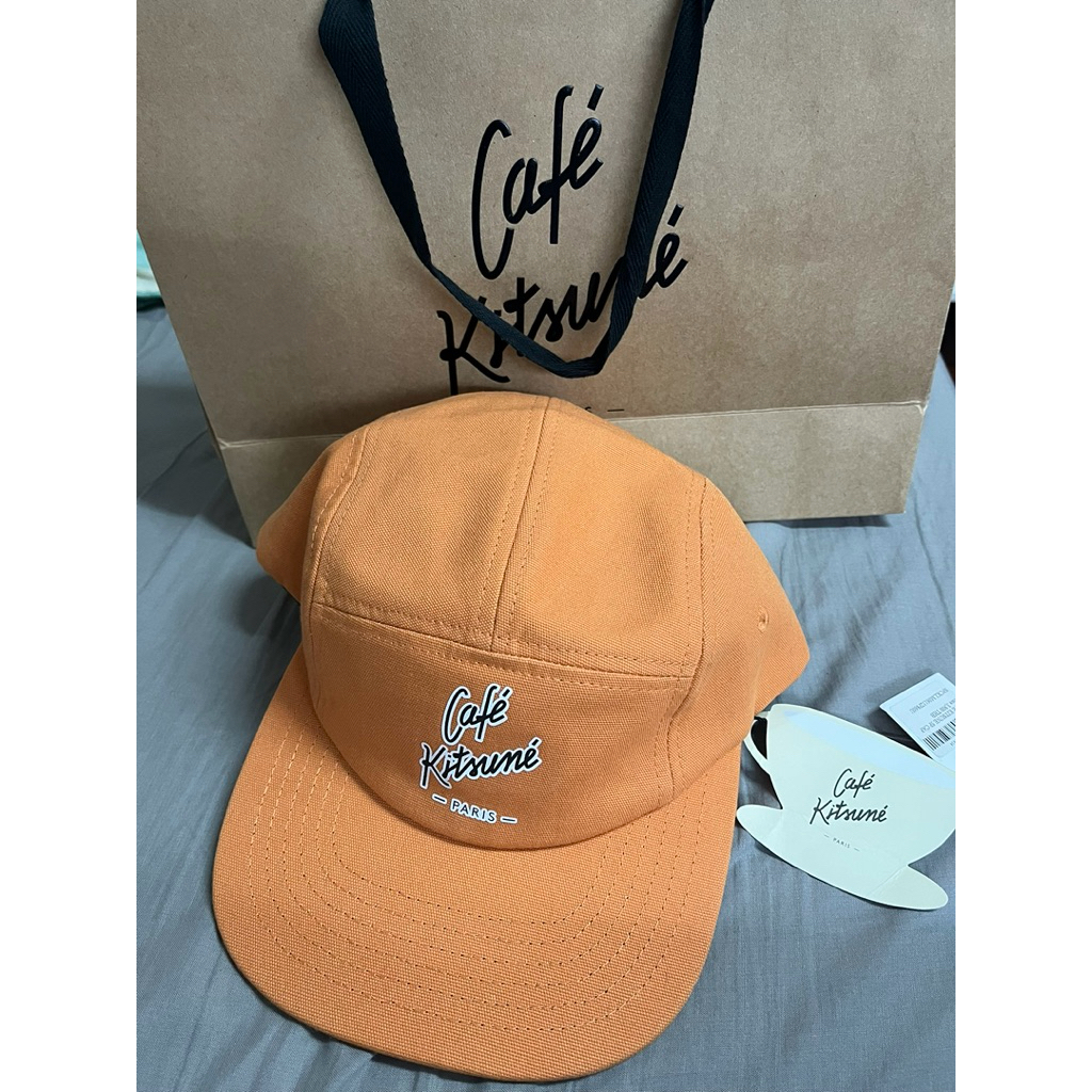 Cafe Kitsune (Maison Kitsune) Cap in orange