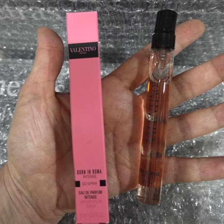 VALENTINO : Born in Roma Eau de Perfume INTENSE for HER 10 ml หัวเสปรย์หลอดใหญ่ Vaporisateur Spray