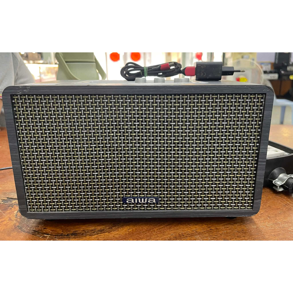 AIWA MI-X120 RETRO CLASSIC B ลำโพงบลูทูธพกพา