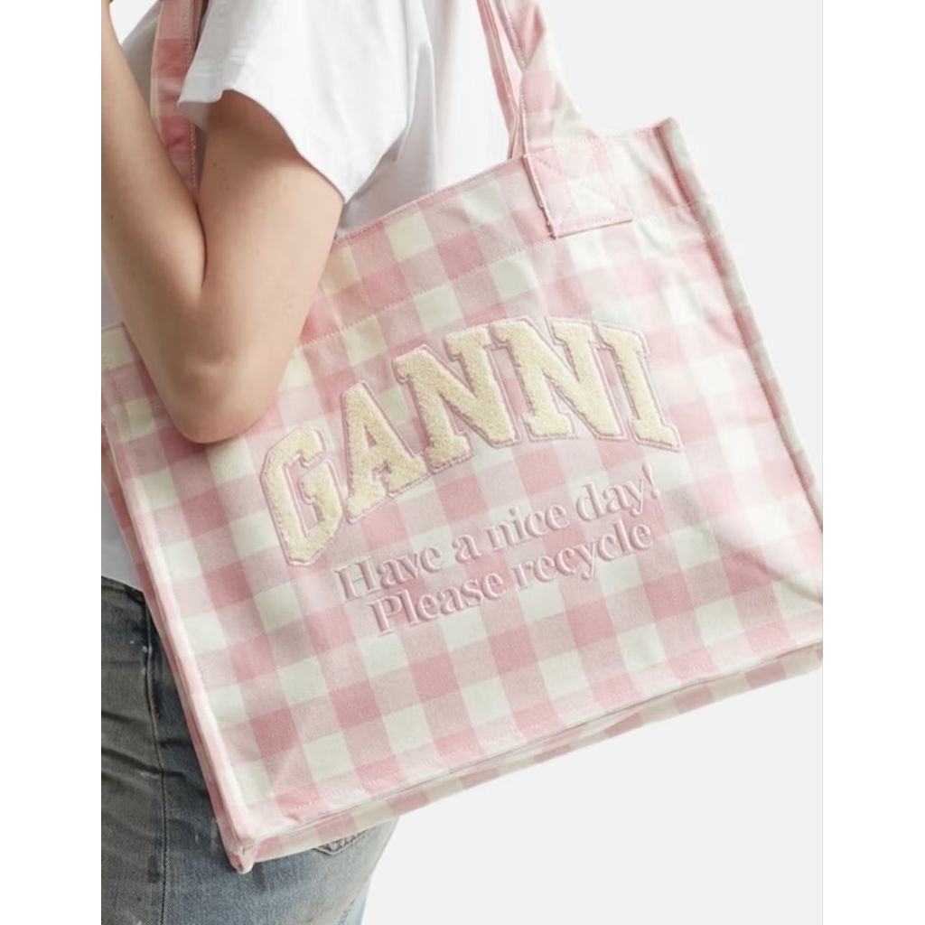[พรีออเดอร์] GANNI Vichy check tote bag (Large)