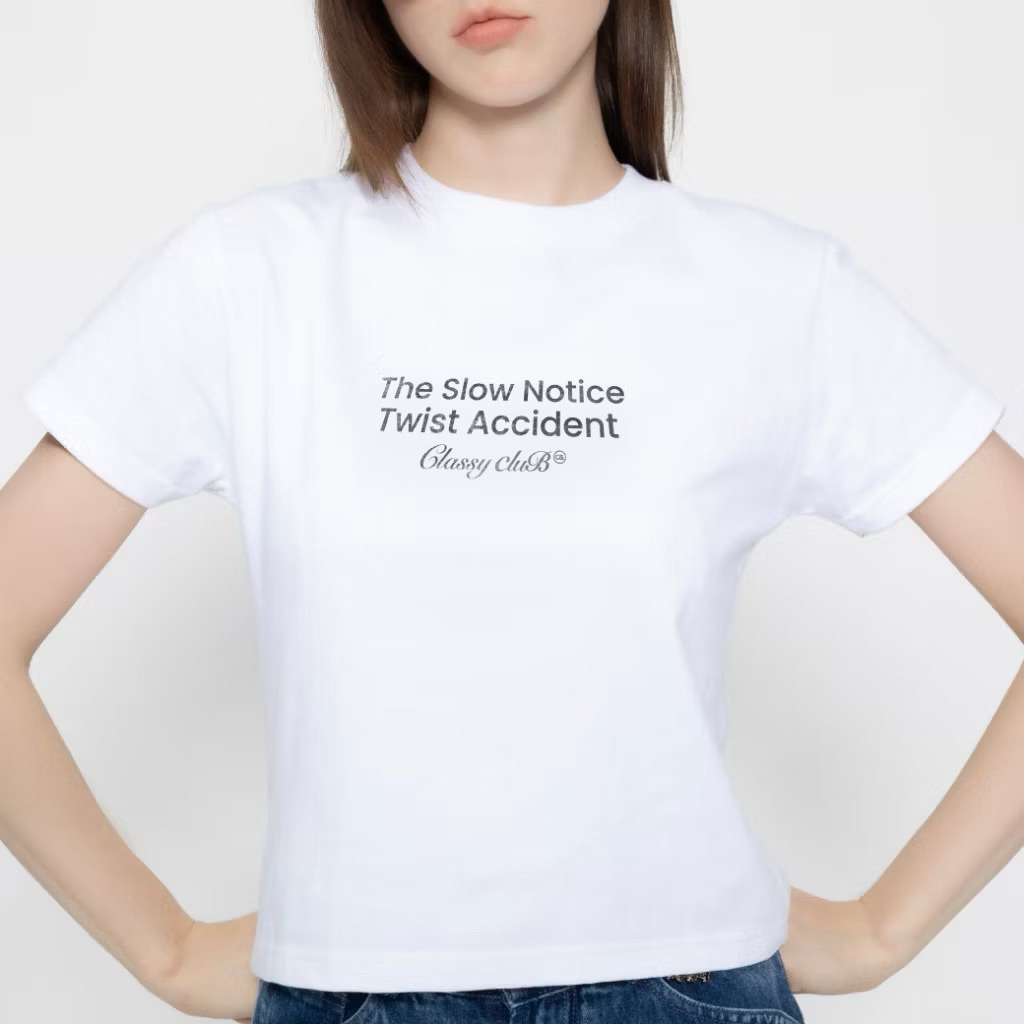Classy Club - เสื้อยืด เเขนสั้น รุ่น The Notice Tee