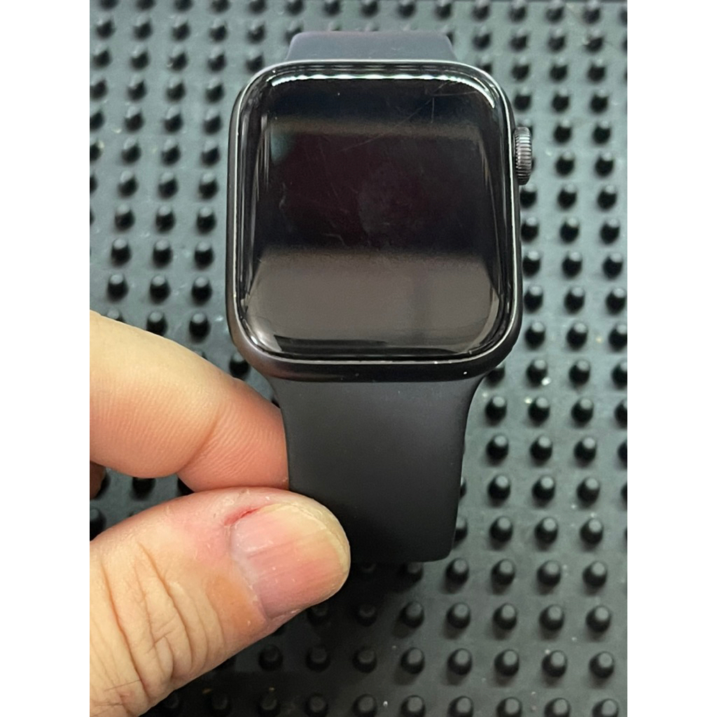 อุปกรณ์อิเล็กทรอนิกส์ S5 44mm GPS A2093 มือสอง มีรอยตามการใช้งาน