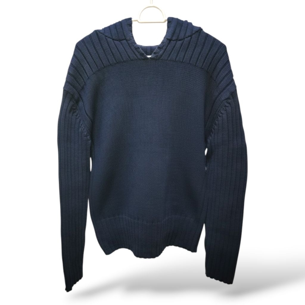 เสื้อมีฮู้ดแขนยาว Navy blue เสื้อกันหนาวสีกรม รอบอกก่อนและหลังยืด : 18-20 นิ้ว(inch) ความยาวตัวเสื้อ