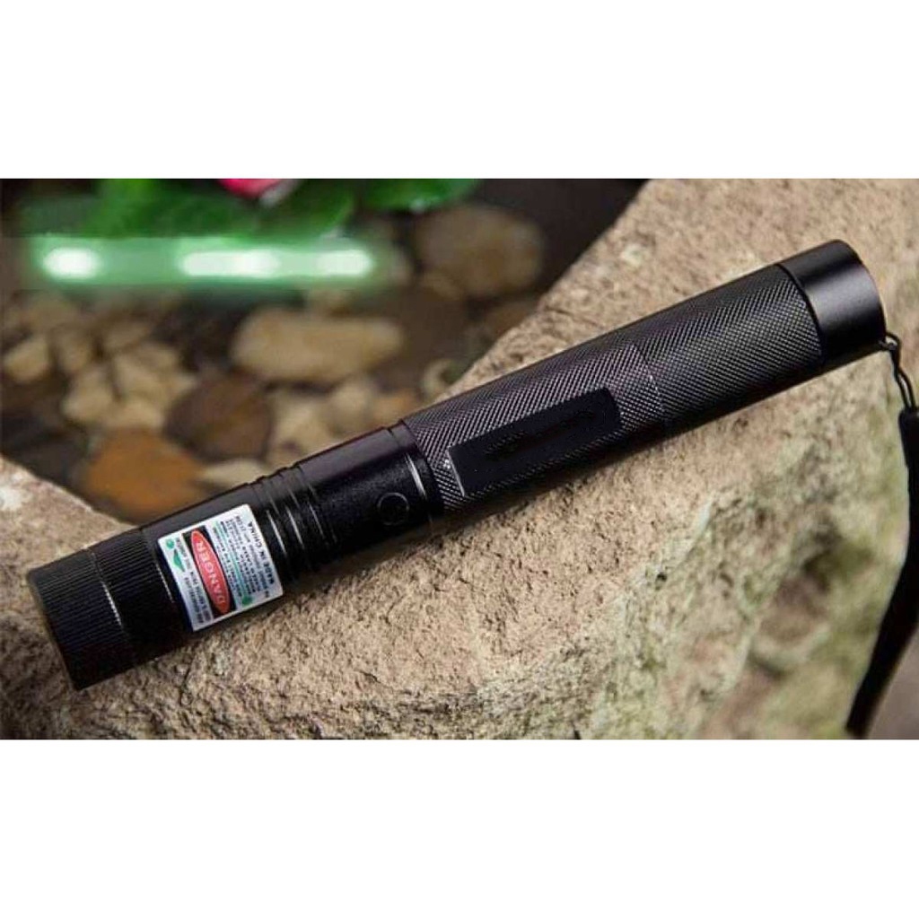 ปากกาเลเซอร์เขียวแรงสูง แถมถ่านชาร์จและเครื่องชาร์จ Green Laser Pointer รุ่น 303