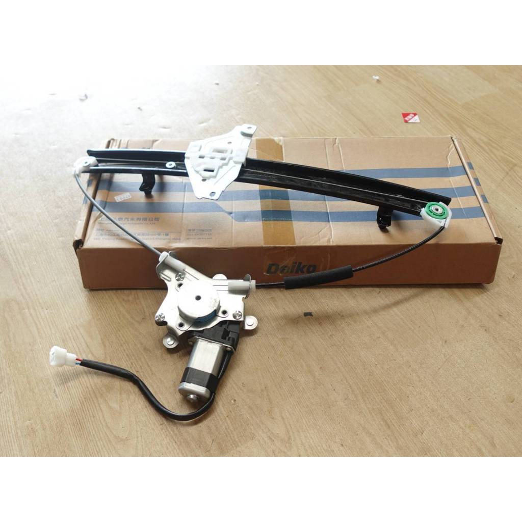 รางยกกระจกบานหลังขวาพร้อมมอเตอร์ Chevrolet Optra