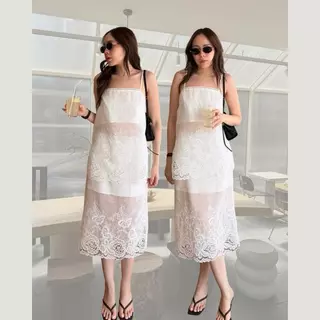 tshop กระโปรง White pearl (เฉพาะกระโปรงอย่างเดียวค่ะ)