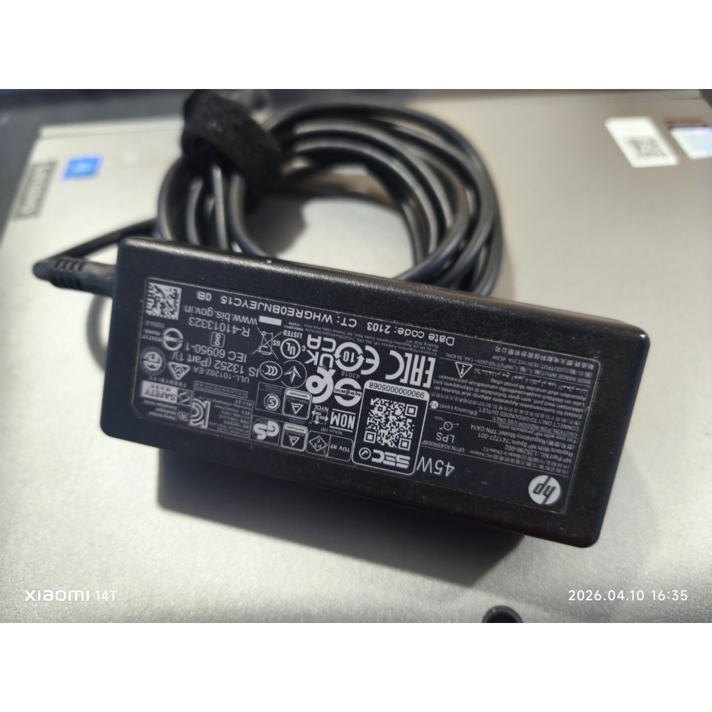 Adapter แท้ HP 45W + สาย AC พร้อมใช้งาน