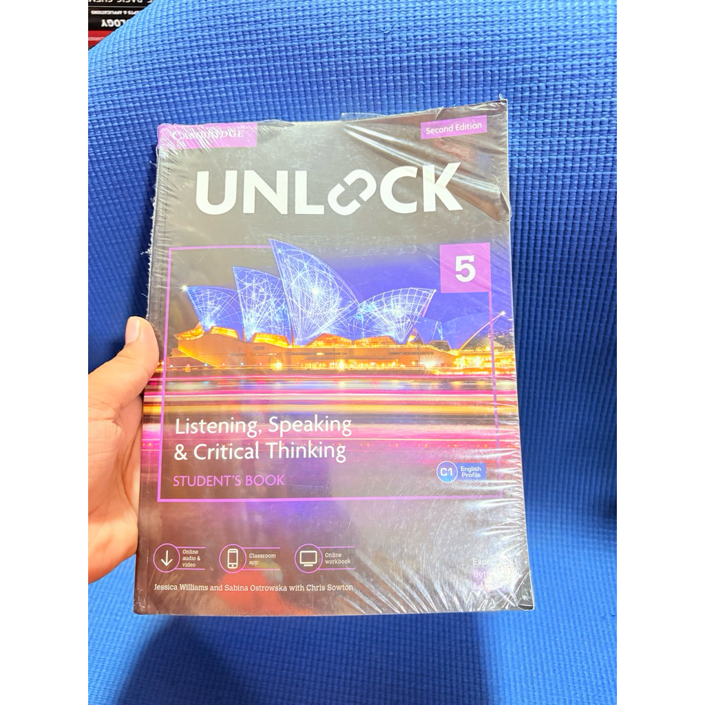 UNLOCK 5 LISTENING AND SPEAKING SKILLS ซีลแต่ปริ/มุมงอ