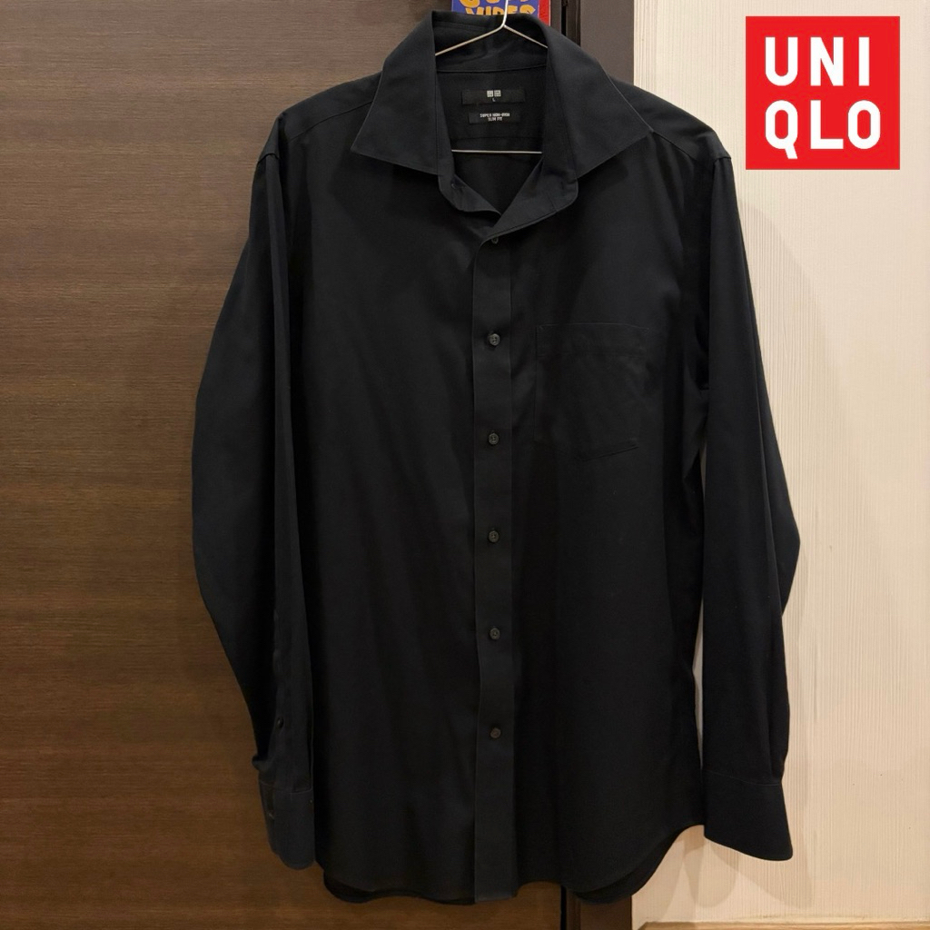เสื้อเชิ้ตแขนยาว Uniqlo สีดำ มือสอง ไซส์ L อก 40 นิ้ว ยาว 30 นิ้ว