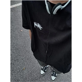 [แท้100%]เสื้อ Stussy รุ่น Fuzzy Dice SS Tee AU พร้อมส่งUnisex
