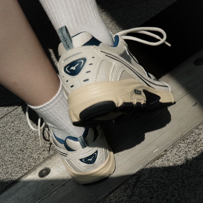 MIZUNO حذاء MXR كاجوال — صورة 3