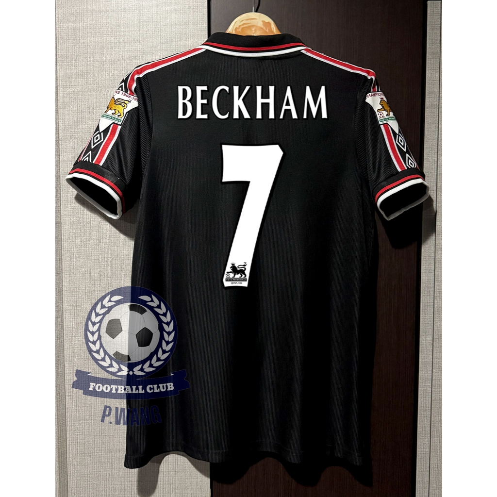 New!! เสื้อฟุตบอลย้อนยุค ( RETRO ) แมuยู Away ชุดเยือน คอซิป ปี 1998/1999 ฟลูออฟชั่น ชื่อเบอร์พร้อมอาร์ม EPL