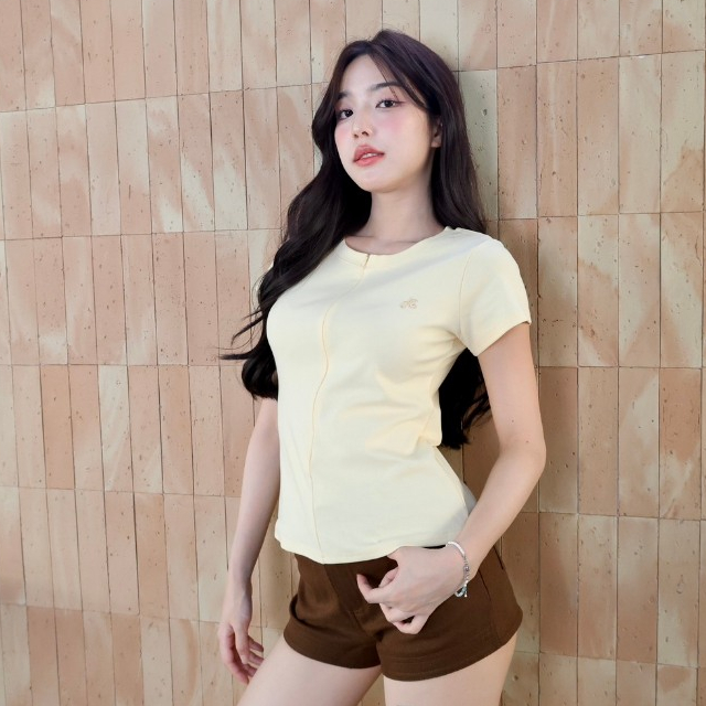 JARINYA (S-M) เสื้อยืดแขนสั้นแต่งซิป ทรงเข้ารูป ปัก JY รูปที่ 3