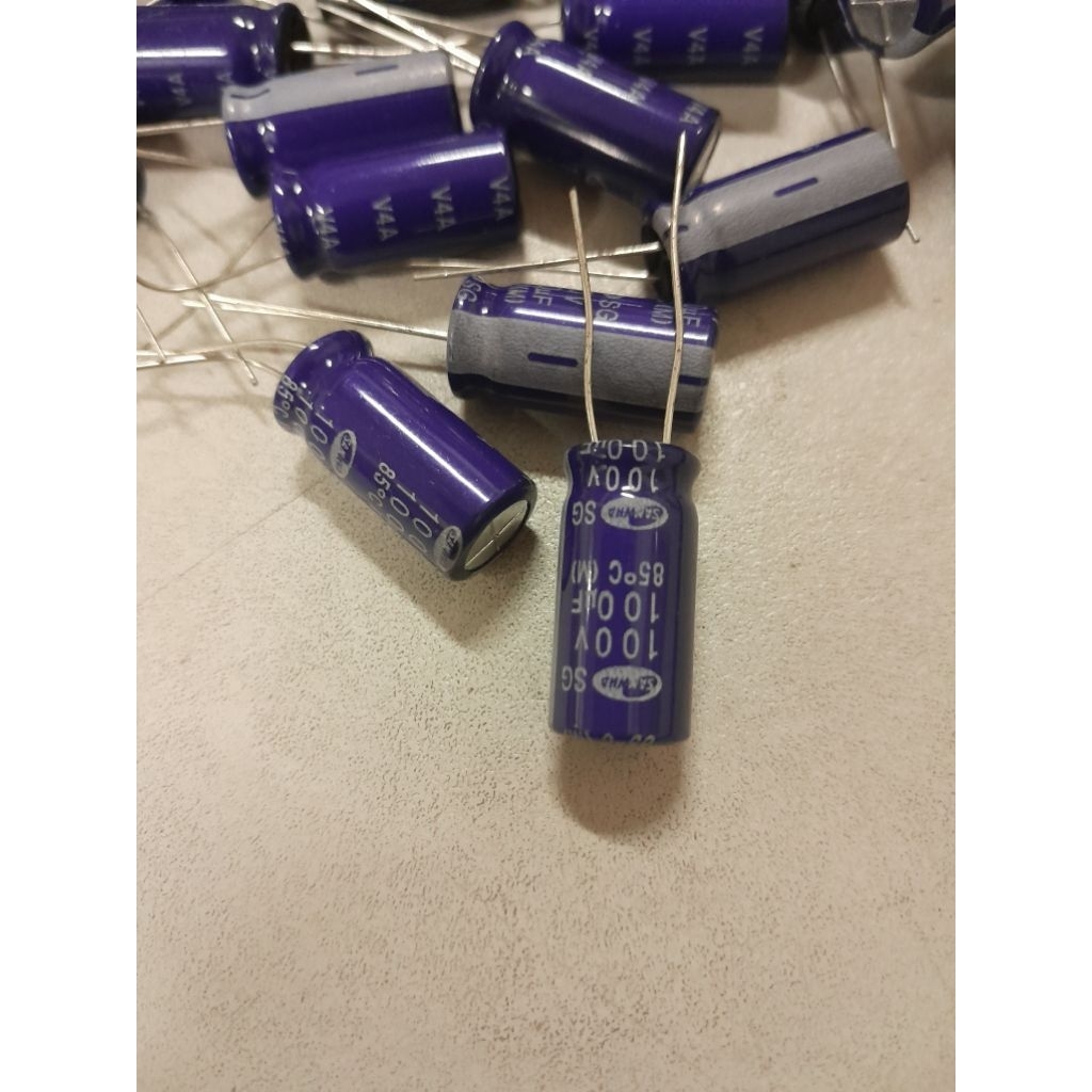 Capacitor 100uf/100V