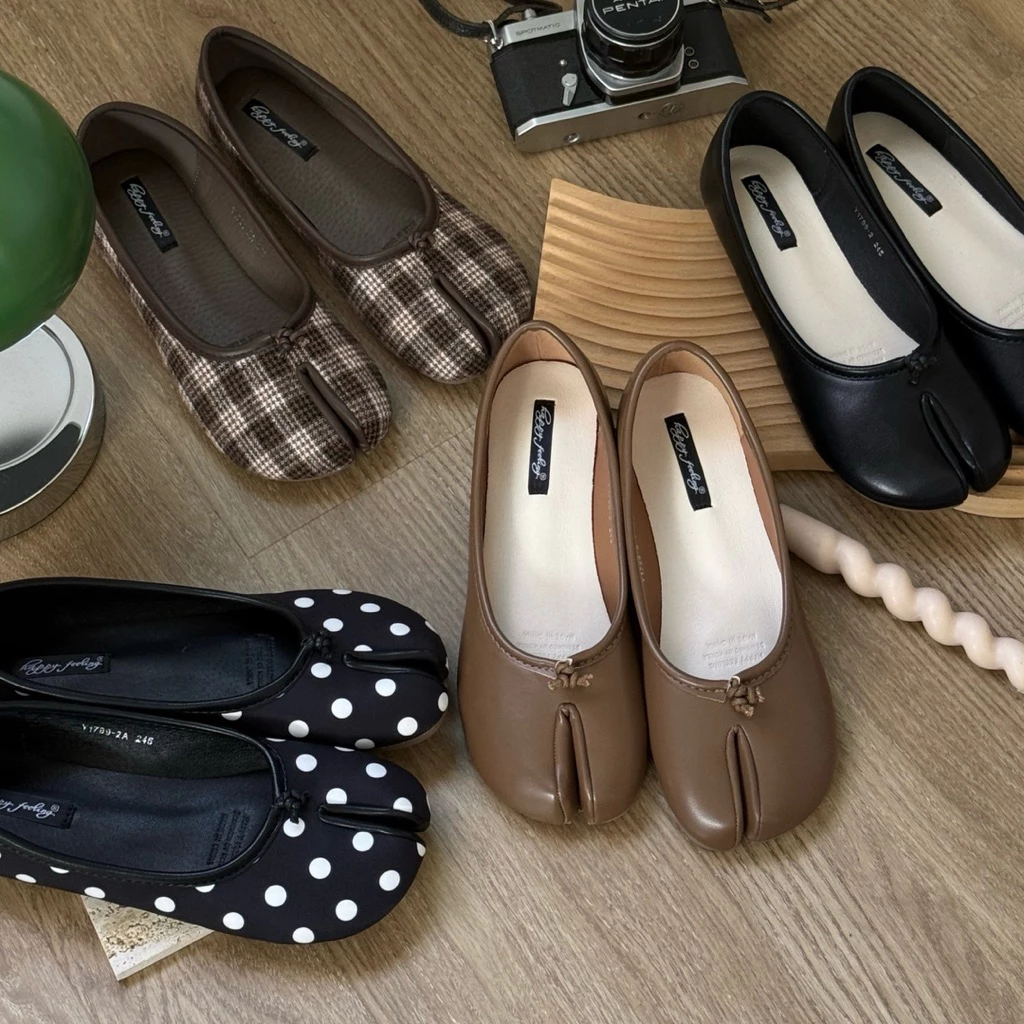 Autumn flat shoes | รองเท้ารุ่นออทัมน์