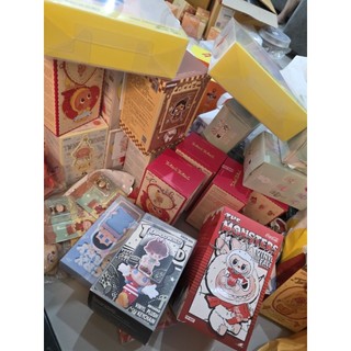 ตระกร้าโละสินค้า✨️🇹🇭 พวงกุญแจ ฟิกเกอร์ เชคการ์ด
