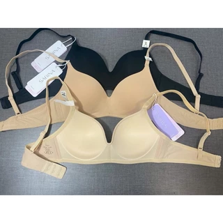 SBXU8301 Sabina เสื้อชั้นใน ไม่มีโครง รุ่น Petty Perfect ฟองน้ำหน้าเต้าขนาด 1 CM Level.1