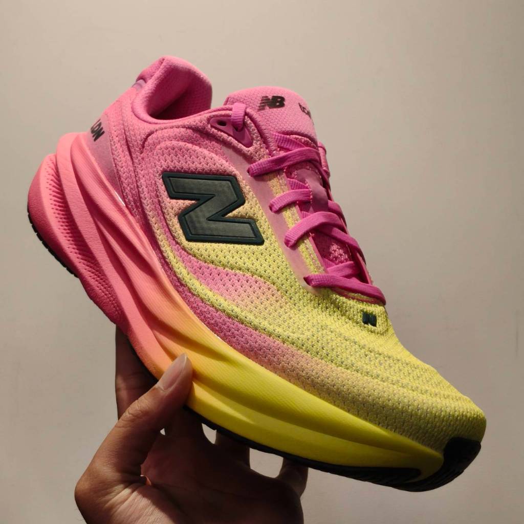 รองเท้าวิ่ง NB 1080 V15 LDN (M10802XQ) สีชมพูเขียว