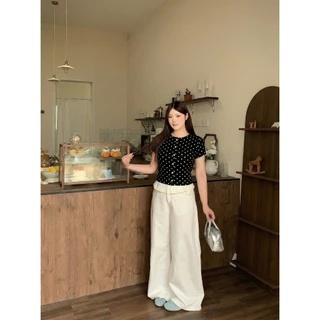 B&R พร้อมส่ง เสื้อยืดแขนสั้นผู้หญิงลายจุด ไซส์ใหญ่ ครอปทอ ทรงกระชับ มีปุ่มด้านหน้า สไตล์เกาหลีน่ารัก