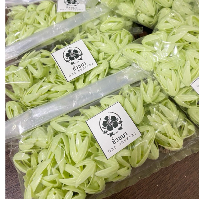 ขั้วชบา มาใหม่สีเขียวอ่อน 50กรัม(140กลีบ)