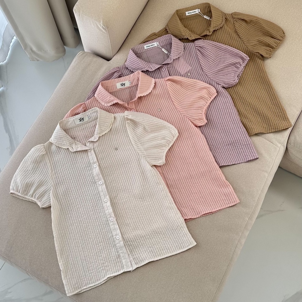 SISSY : เสื้อเชิ้ตแขนตุ๊กตาคอบัวลูกไม้ (S-XXL) ผ้าชีฟองลายริ้ว ดีไซน์น่ารัก  ติดอะไหล่เงินรูปหัวใจจิ๋ว