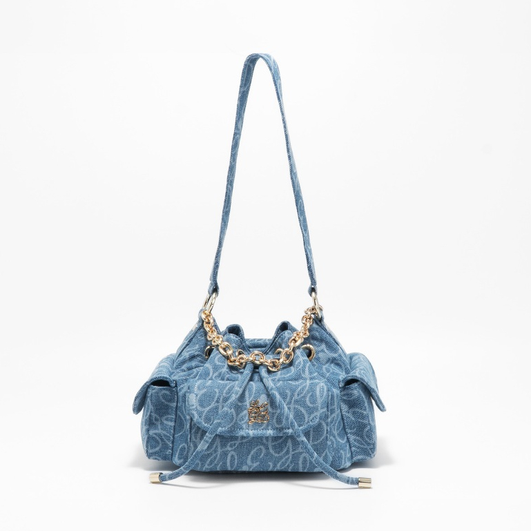 [ LoveGood ] De Blue กระเป๋าทรงจีบขนาด 8” วัสดุ Custom LOVE ESSENCE Denim มาพร้อมช่องใส่ของ 4 ด้าน