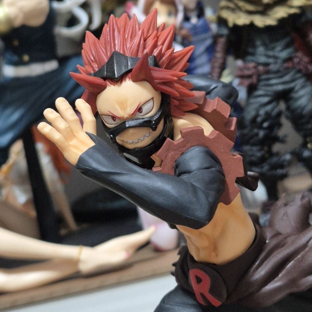 คิริชิมะ (Eijiro Kirishima - Amazing Heroes Vol.17)
