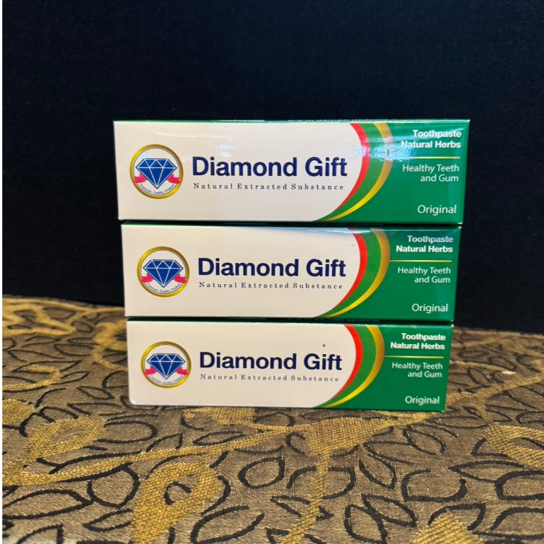 ยาสีฟันสมุนไพรหอม Diamond gift 2 กล่อง สูตรเข้มข้น
