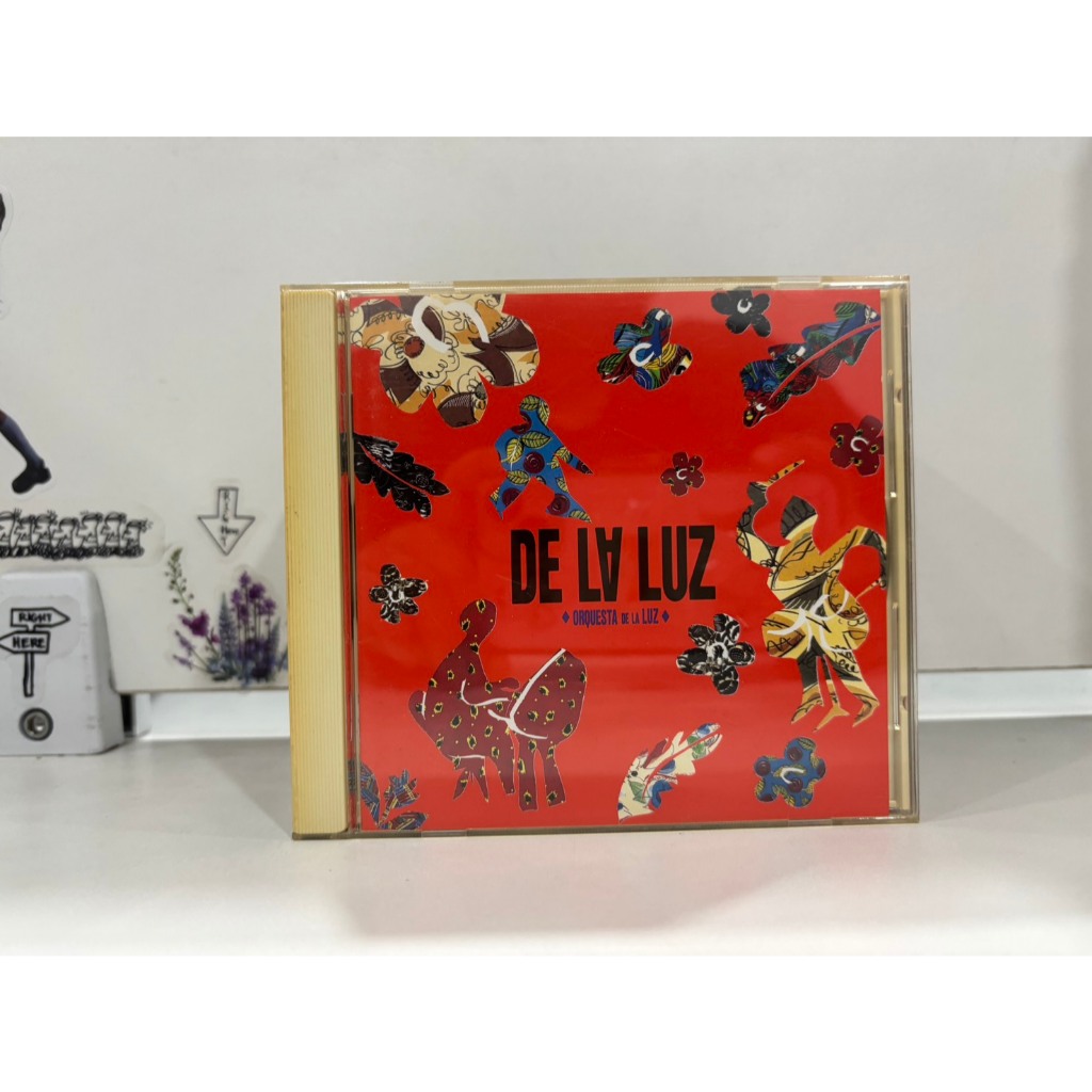 1 CD MUSIC  ซีดีเพลงสากล    De La Luz - Wikipedia    (C2C14)