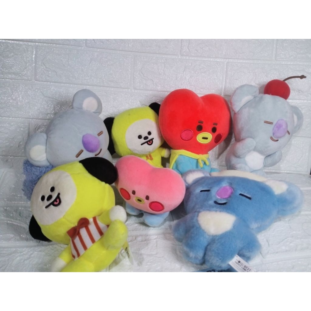 ตุ๊กตา BT21 ไซส์เล็ก