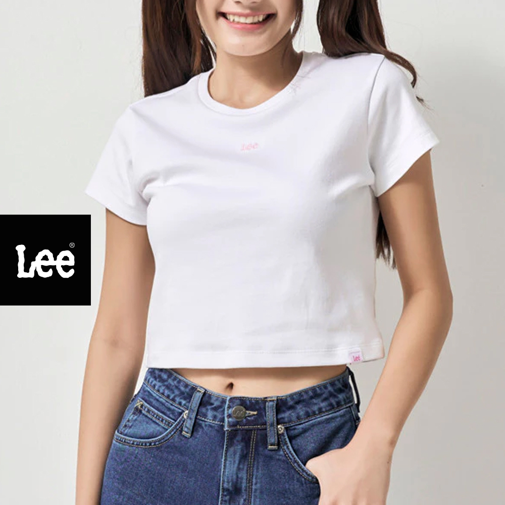 LEE เสื้อยืดแขนสั้นผู้หญิง คอลเลคชั่น Lee Pink รุ่น LE F324WTSSN23 - สีขาว