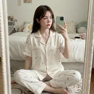 ชุดนอนผ้าไหมญี่ปุ่นผ้านุ่มยืดใส่สบาย แขนสั้น ขายาว แต่งลาย น่ารัก สินค้าพร้อมส่งไทย